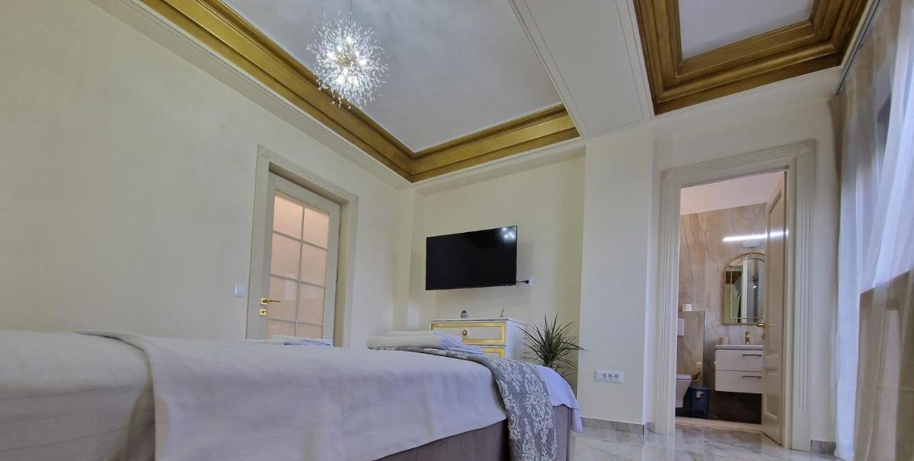 Laroka House Luxury Apartment City Center Universitate بوخارست المظهر الخارجي الصورة